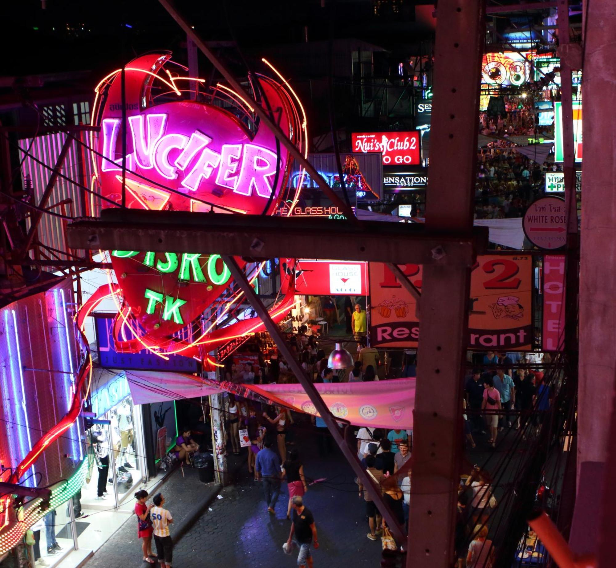 Walking Street Guest House Pattaya Quarto foto